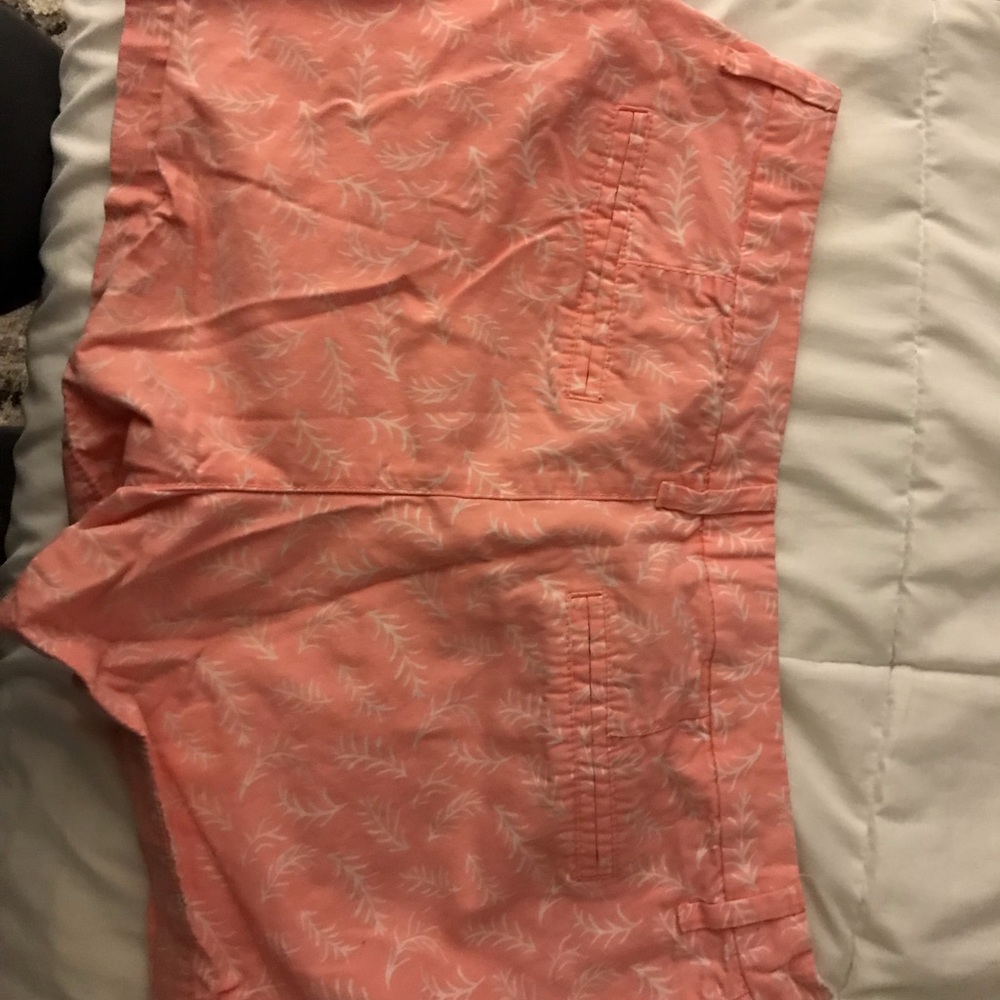 Shorts - Picture 2 of 3